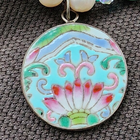 Etsy Hand Painted Pastel Floral Medallion Beaded Necklace - Picture 10 of 13